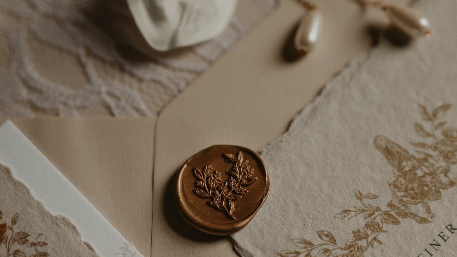 Free Wedding Planner Contract Template: Full-Service, Partial Planning and Day-Of Coordination (2026)